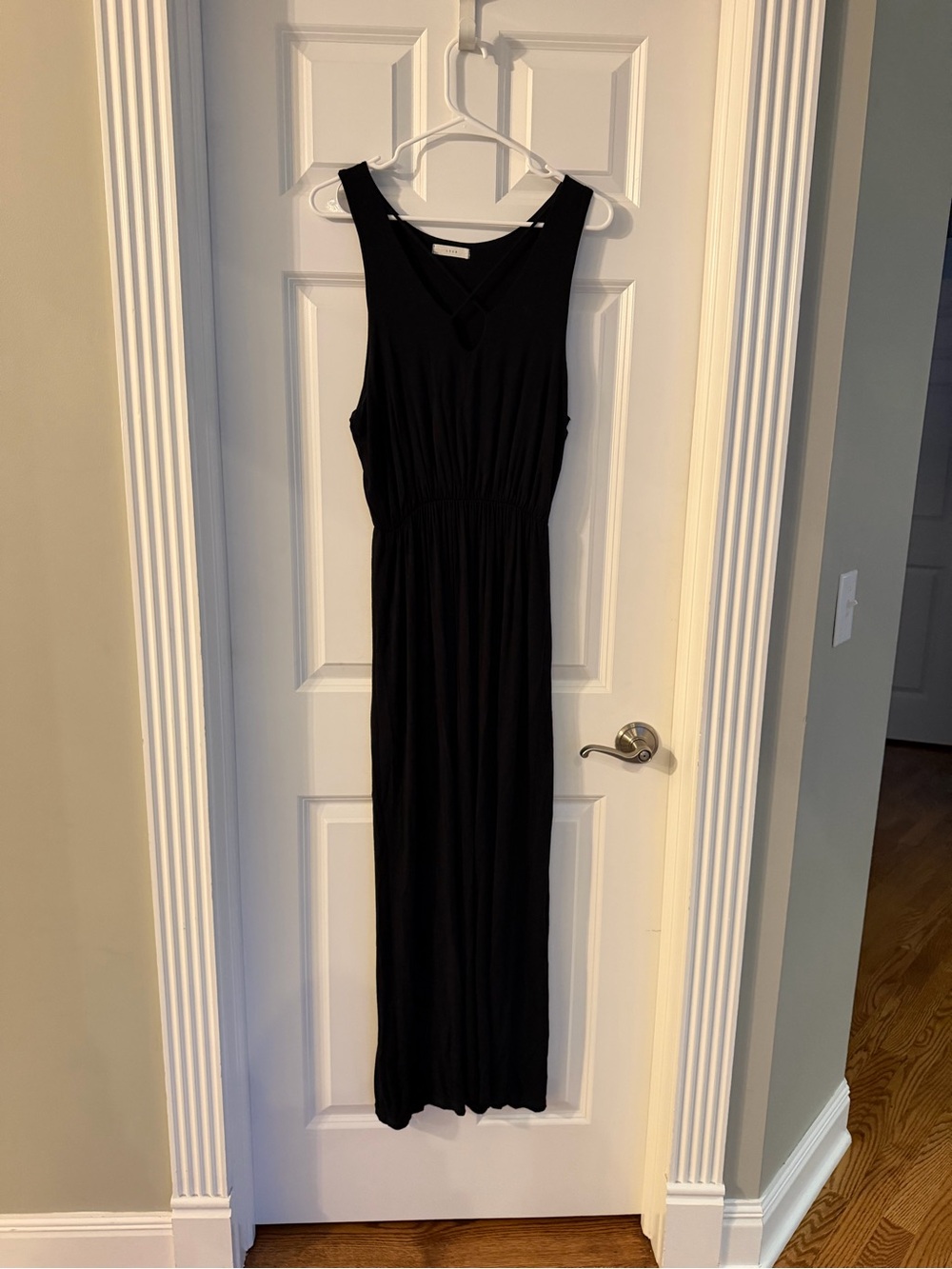 Classic Black Sleeveless Maxi Dress - Elegant Everyday Style